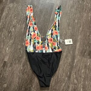 Cupshe Women's Black Floral Plunge One Piece Swimsuit L Tropical Beach